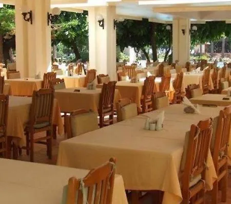 Hotel Defne Garden 4*